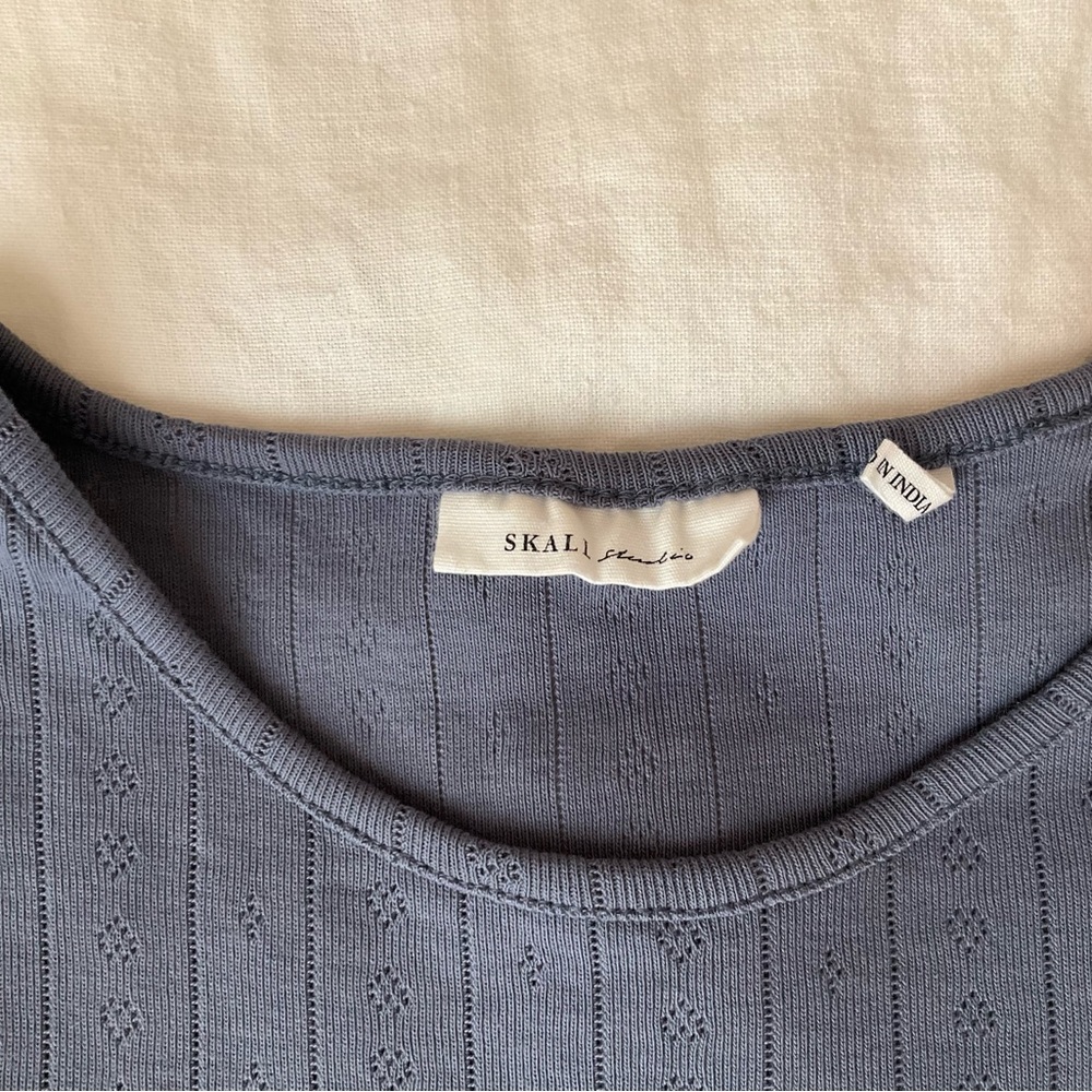 Skall Studio edie pointelle organic cotton tee xs blue - Picture 4 of 9